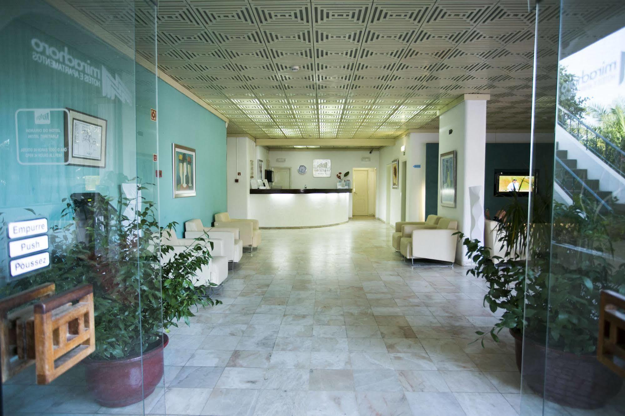 Mirachoro Albufeira Aparthotel Beltér fotó